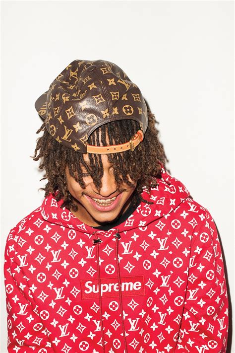 prezzi louis vuitton x supreme|louis vuitton x supreme tracksuit.